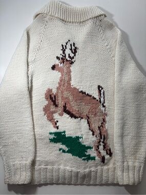 1960s Mary maxim cowichan/hand knit wool cardigan sweater jumping deer design